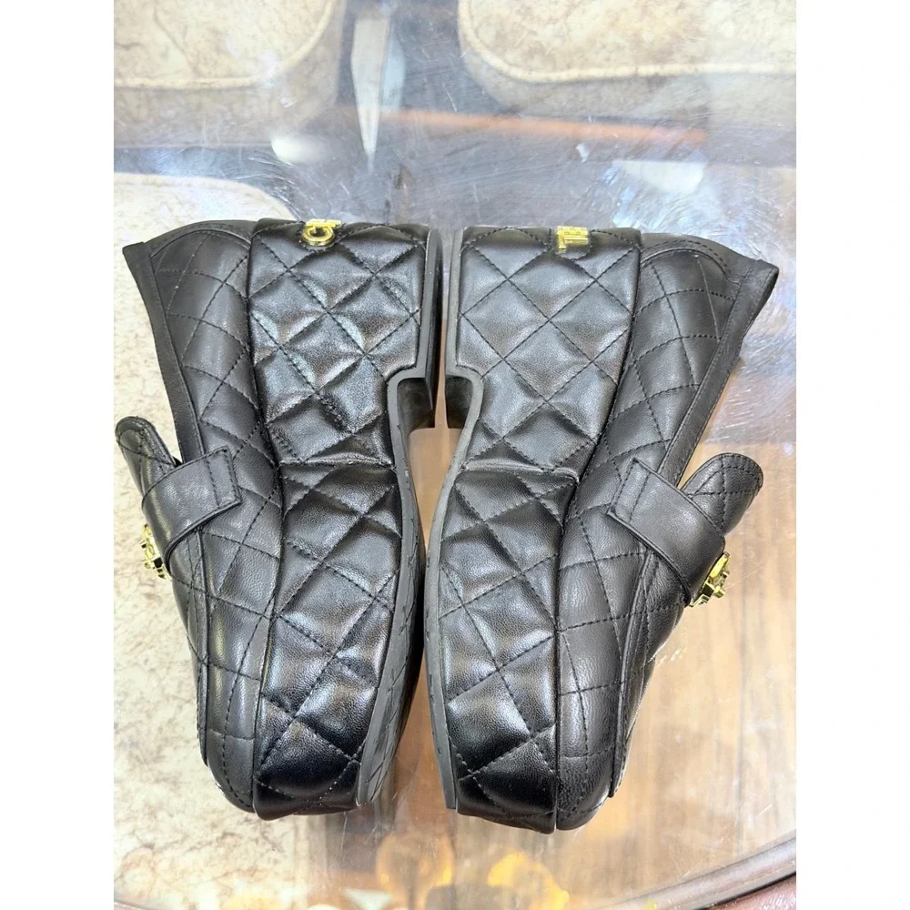 Chanel Black Quilted Leather Heart CC Logo Platform Loafers G39732 39C - Picture 7 of 8
